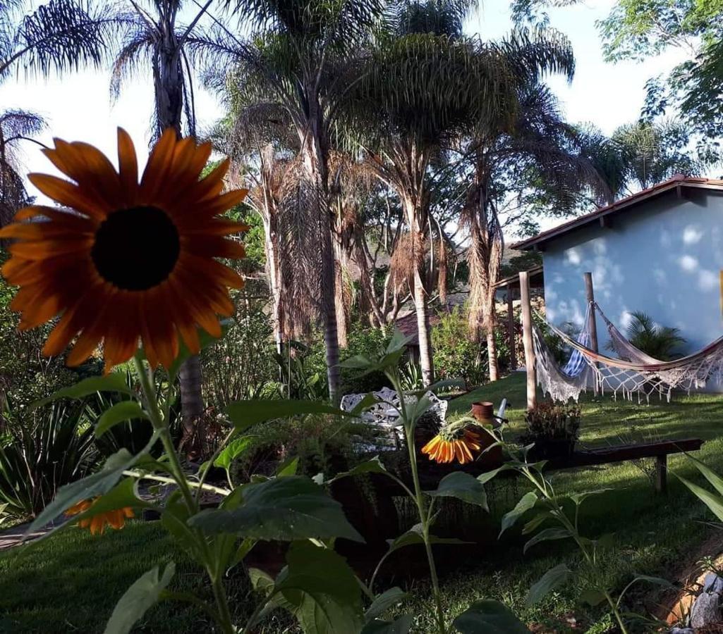 Pousada Chalés dos Montes Santana dos Montes Exterior foto